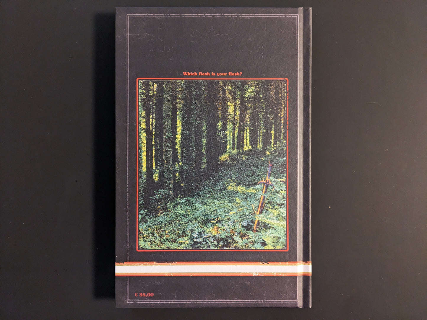 Back cover of Vermis I – Lost Dungeons and Forbidden Woods (Forsaken Edition) hardcover art book by Plastiboo, Hollow Press.
