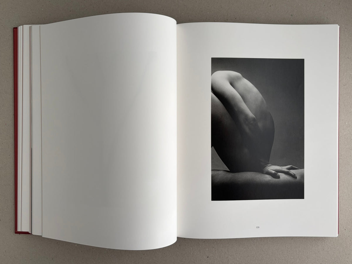 Eikoh Hosoe – English Edition, edited by Yasufumi Nakamori