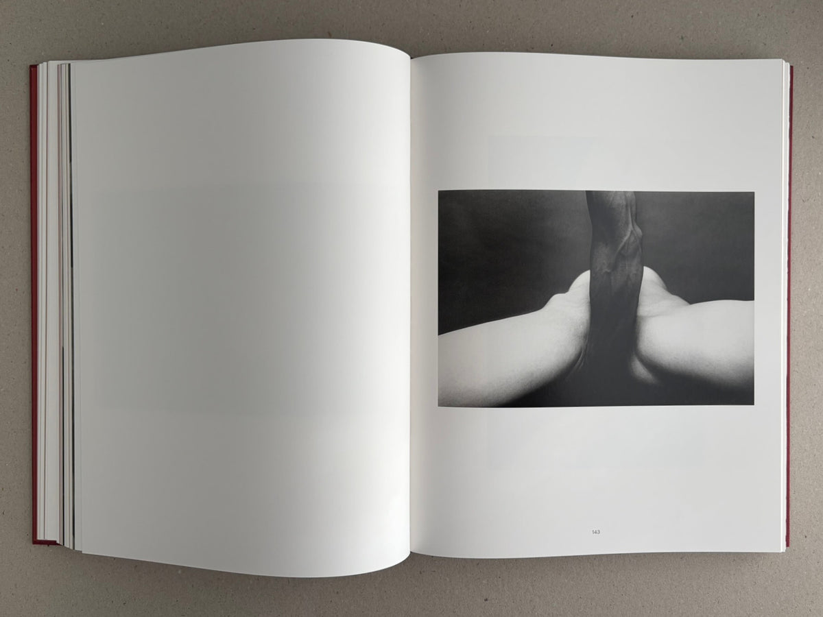 Eikoh Hosoe – English Edition, edited by Yasufumi Nakamori