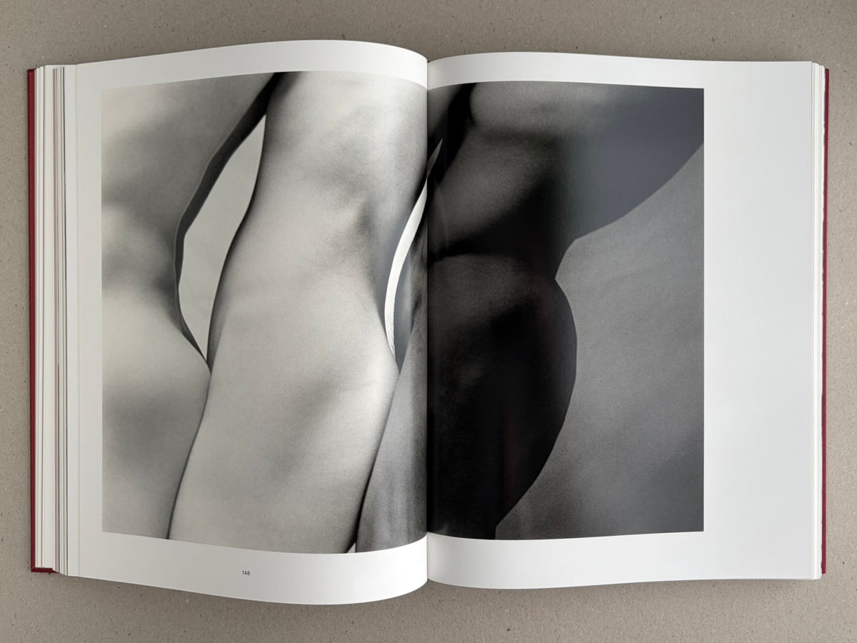 Eikoh Hosoe – English Edition, edited by Yasufumi Nakamori