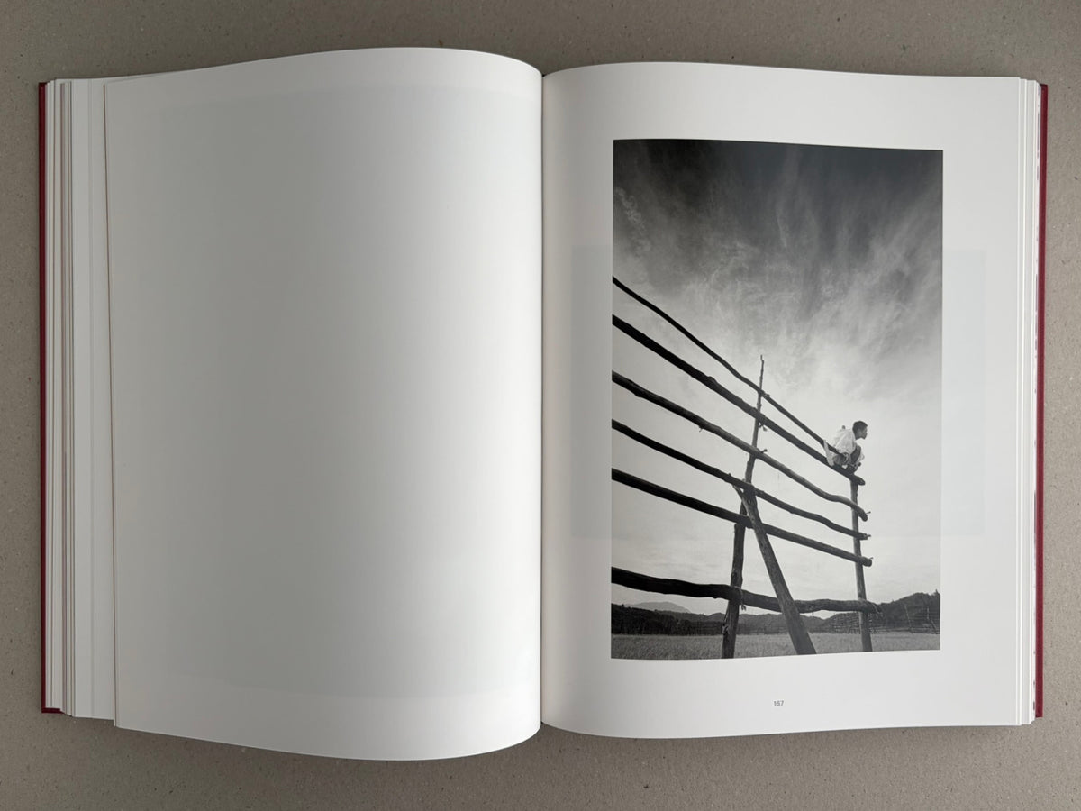 Eikoh Hosoe – English Edition, edited by Yasufumi Nakamori