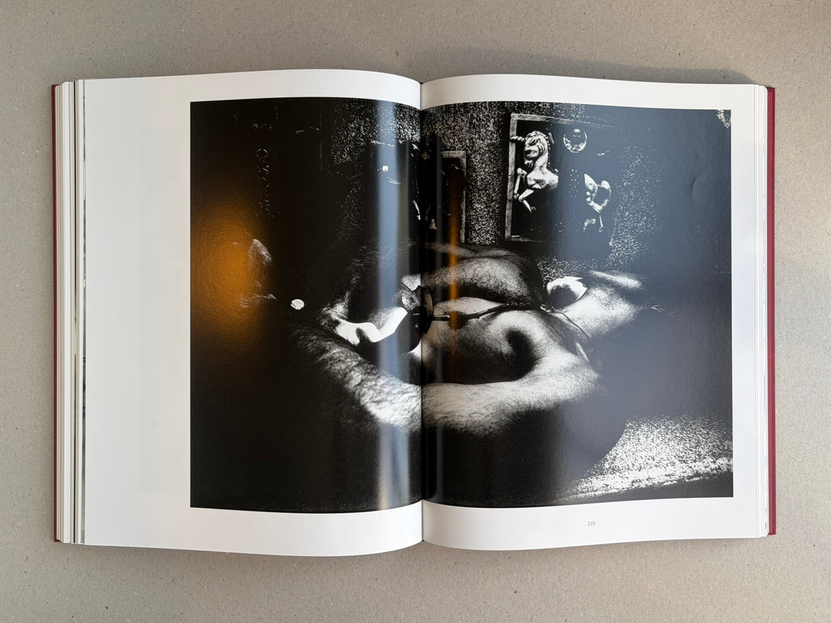 Eikoh Hosoe – English Edition, edited by Yasufumi Nakamori