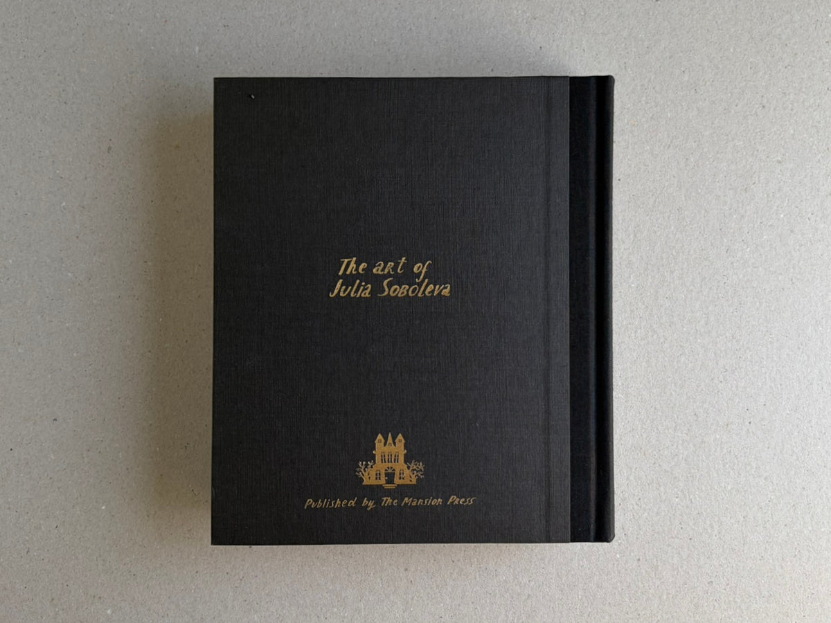 The Fire That Drank The Shadow – Deluxe Edition (Julia Soboleva)