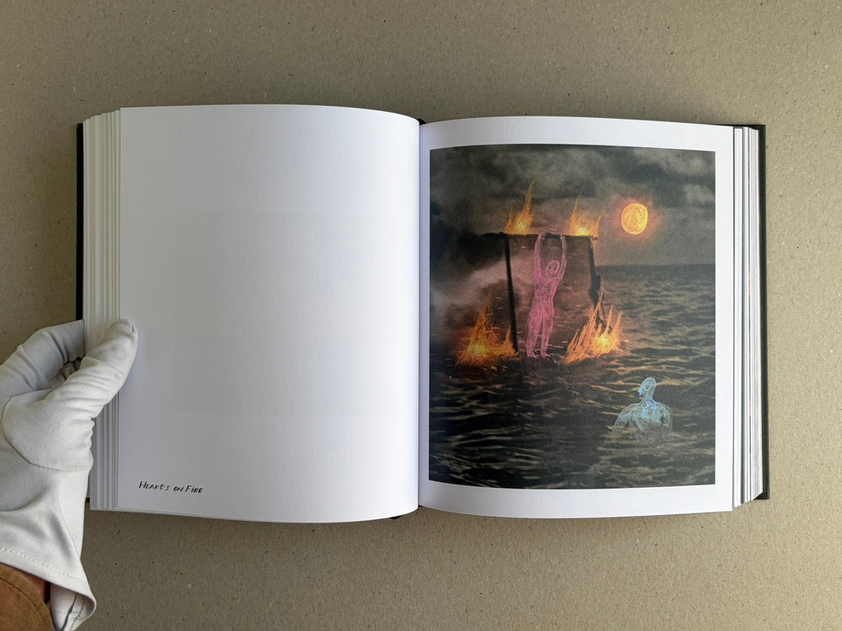 The Fire That Drank The Shadow – Deluxe Edition (Julia Soboleva)