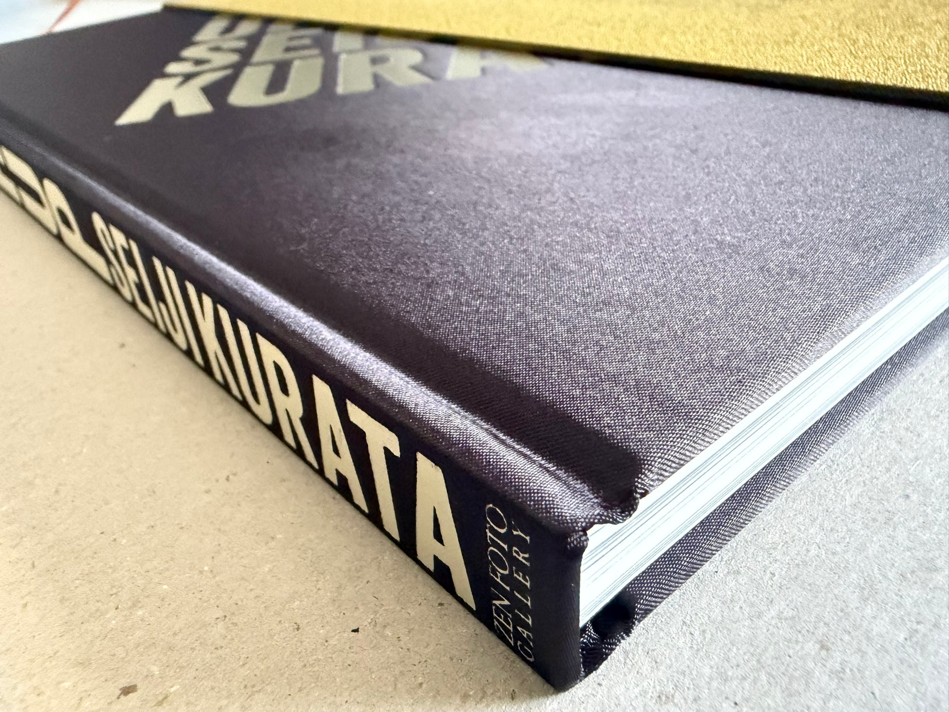 Flash Up by Seiji Kurata, close view of the cover and slipcase edge