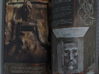 Hideout entrance and cryptic door sculpture in Godhusk – rebirth