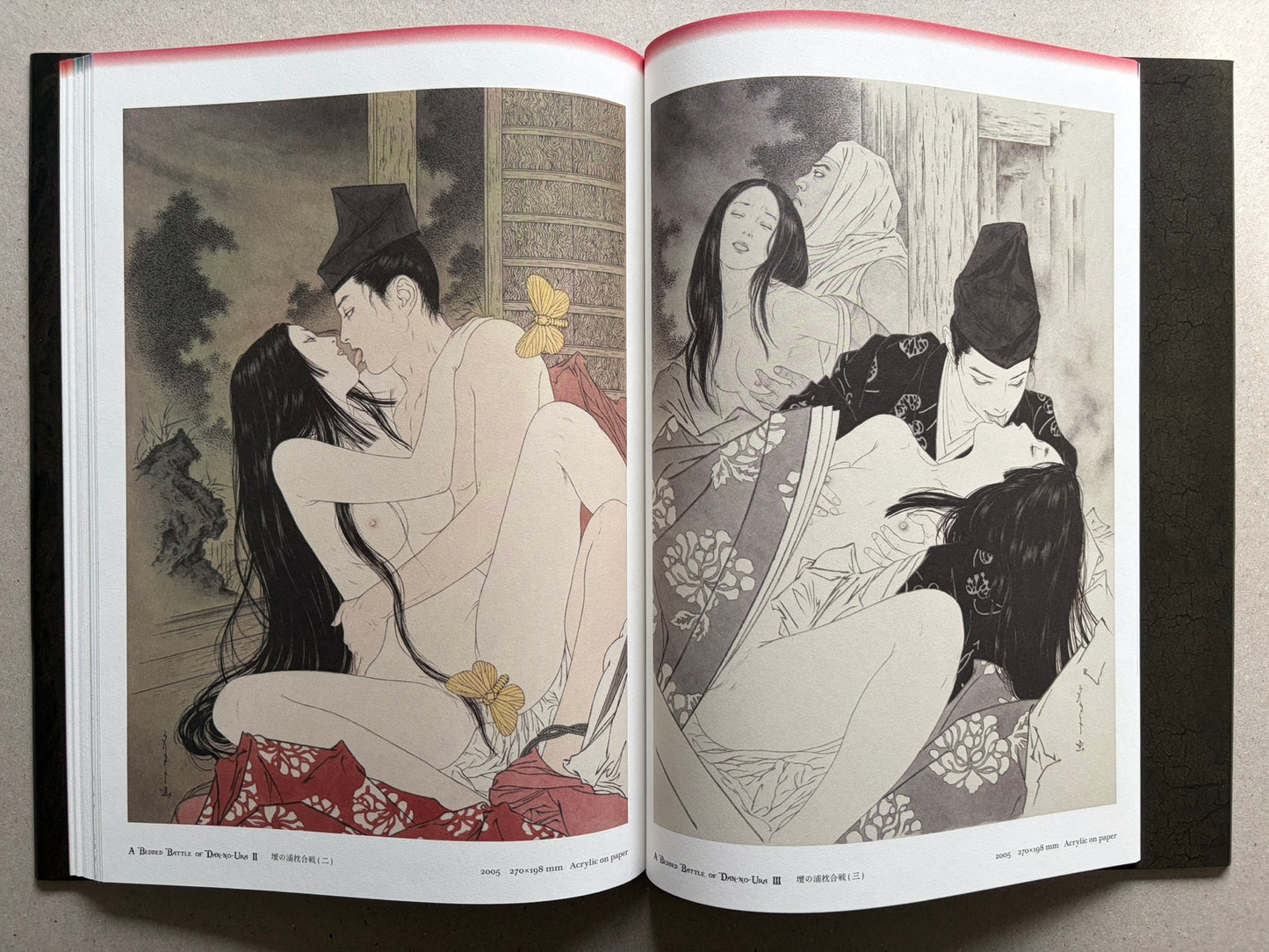 Japonesthétique by Takato Yamamoto opened to a spread of skull-and-flowers compositions.
