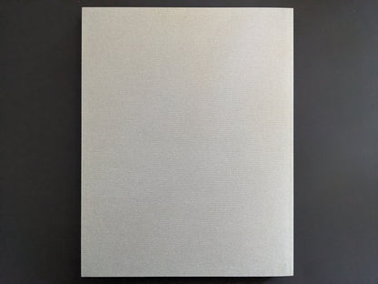 Back cover of Symphony – mushrooms from the forest by Takashi Homma – plain grey textile softcover