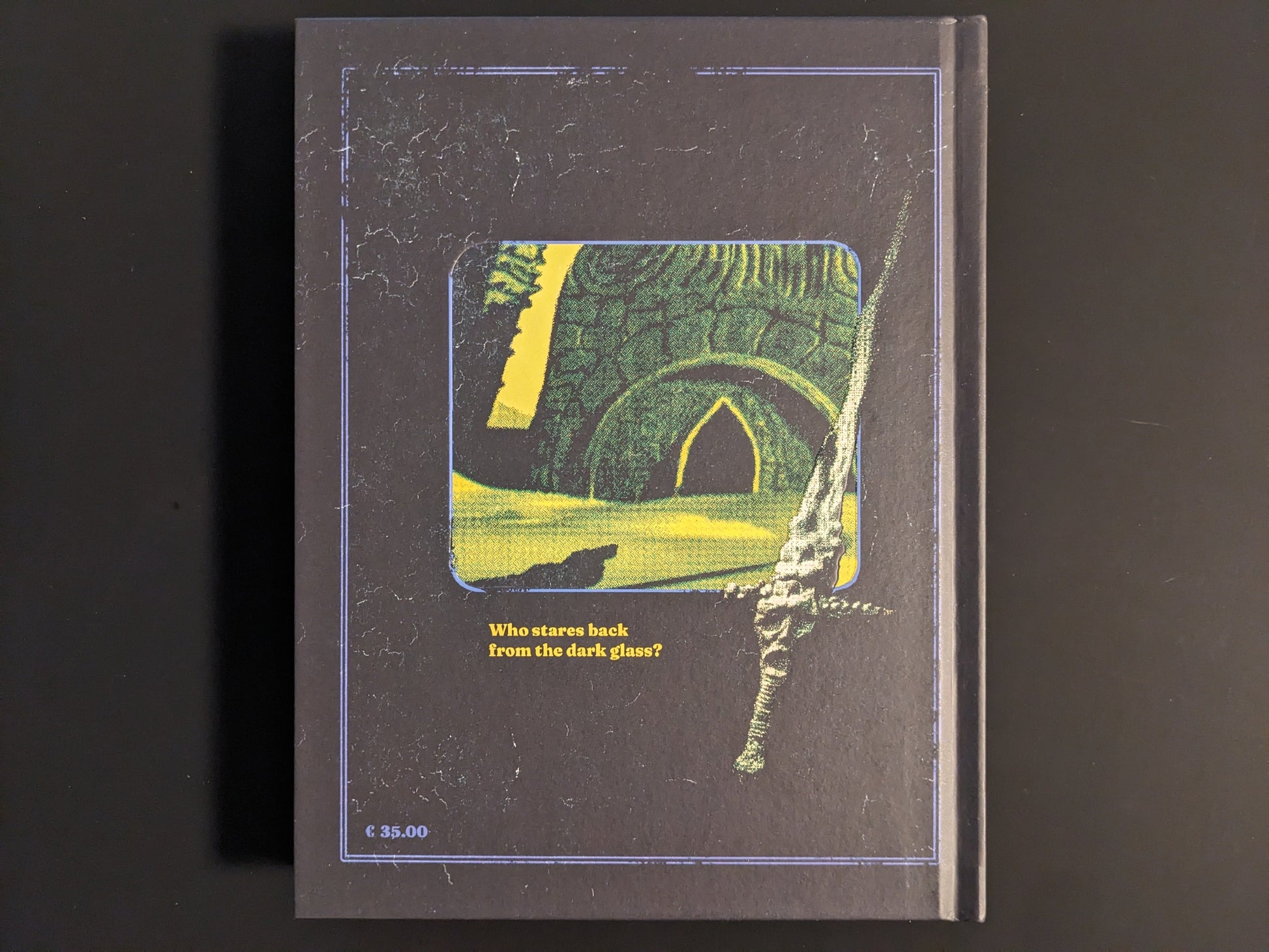 Back cover of Vermis II – Mist & Mirrors (Forsaken Edition) by Plastiboo, published by Hollow Press